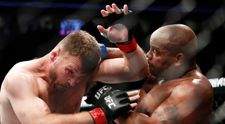 Miocic opäť zdolal Cormiera a obhájil titul UFC v superťažkej váhe