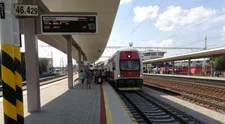 Zmena času cez víkend zasiahne aj dopravu