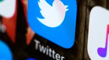 Twitter pritvrdzuje postup proti falošným kontám a profilom