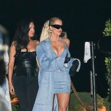 Khloé Kardashian 