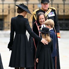 Princezná z Walesu na pohrebe