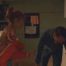 Nikol sa zosypala. Matej sa rozhodol odísť.