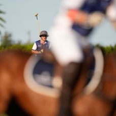 Princ Harry s Meghan po jazdeckom póle