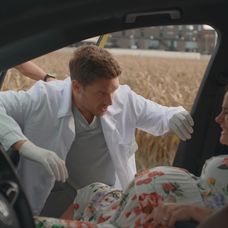 Natália Hatalová ako mladá rodička v seriáli Mama na prenájom