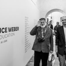 Bruce Weber a producent výstavy Milosh Harajda