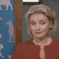 Marika za ním príde s nepríjemnou správou.