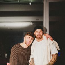 Lu z Love Islandu nakrútil nový videoklip k skladbe XTC.