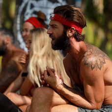 Tomáš v Survivorovi.