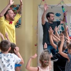 Miro Jaroš v Oteckoch rozprúdil zábavu.