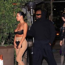 Bianca Censori v nevhodnom oblečení