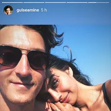 Amine Gülşe na dovolenke v Grécku so snúbencom