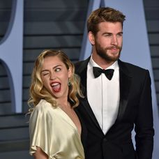 Miley bude opäť slobodná žena. 