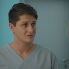 Milankovi sa páči Monika, ale nebol si istý, či je to vzájomné.