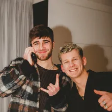 Lu z Love Islandu nakrútil nový videoklip k skladbe XTC.