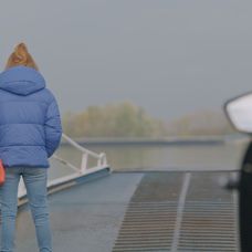 Nikol a Adam sa na záver už nebránili svojim citom a pobozkali sa.