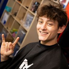 Martin Klinčúch pred premenou na Adele.