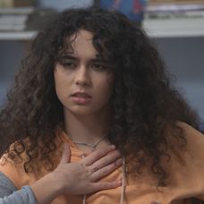 Okrem Viky Marekovi nikto neverí.