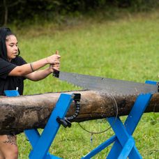 Do duelu ide Peter s Timom, Denis sa vrátil na Farmu