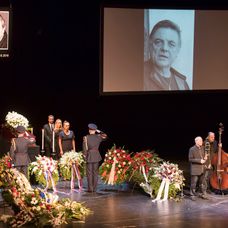 Posledná rozlúčka s legendárnym hercom Stanom Dančiakom.