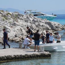 Na gréckom ostrove Symi našli telo nezvestného britského moderátora Mosleyho