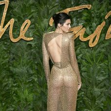 Kendall Jenner na British Fashion Awards 2018 v Londýne.
