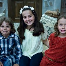 Tobias alias Adamko, Terezka alias Stela a Meliska alias Sabínka