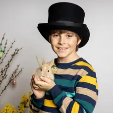 Detské seriálové hviezdy si veľkonočné fotenie užívali