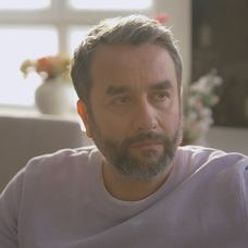Edo má podozrenie