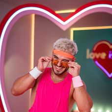 Noví bombshells vo vile - 7. epi