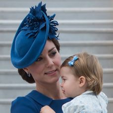 Kate Middleton a princezná Charlotte.