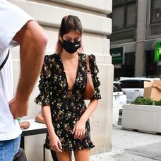 Kaia Gerber nemá s výstrihmi problém.