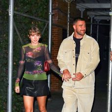 Travis Kelce a Taylor Swift tvoria pár