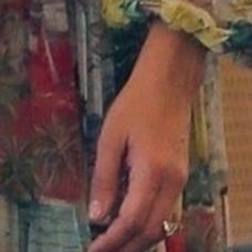 JLo na nákupoch s obrovským prsteňom