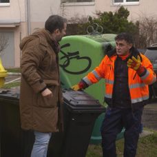 Marek zaskočí aj smetiara.