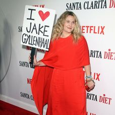 Drew Barrymore na losangelskej premiére seriálu Santa Clarita Diet