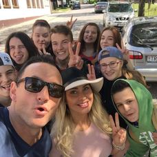 Bez servítky, Lucia Mokráňová a Miki