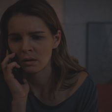 Laura dostane z Andreja strach.