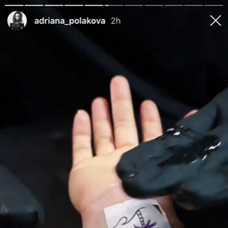 Adriana Poláková má nové tetovanie