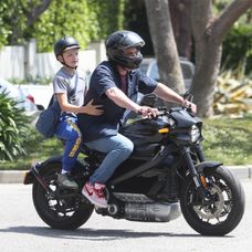 J Lo dovolenkuje sama