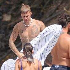 Justin a Hailey Bieber na dovolenke 