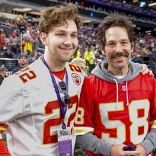 Paul Rudd so synom Jackom na Super Bowle