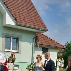 Zuzka s Edkom vydali najstaršiu dcéru Zuzanu a vychutnali si krásnu svadbu.
