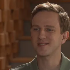 Tomáš sa prišie pokúsiť s Norom dohodnúť.