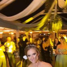 Oya Unustası - hádzanie kytice