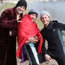 Oteckovia sa chceli otužovať.