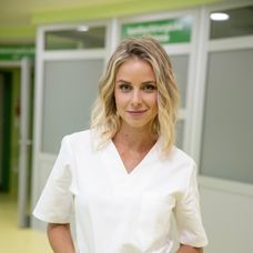 Nela Pocisková v seriáli Pán profesor