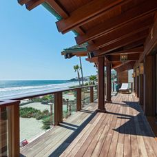 Pierce Brosnan predáva svoj dom v Malibu