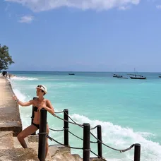 Lenka Debnárová na Zanzibare.