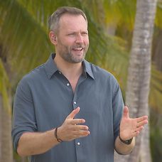 Titáni zaspievali svoju hmynu a Lovcom sa to veľmi nepáčilo.