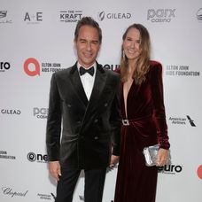 Eric McCormack a Janet Holden sa rozvádzajú